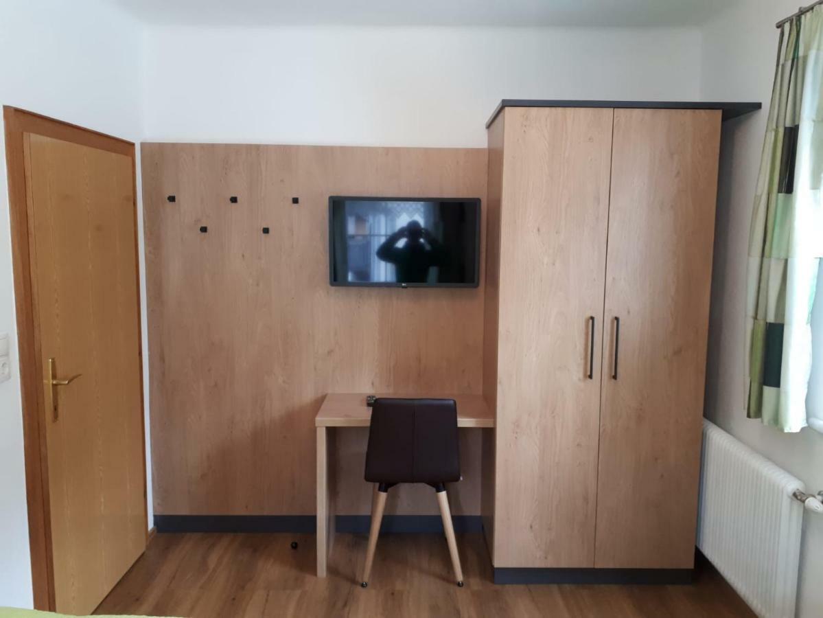 Ferienhaus Reinfrank Санкт Михаел им Лунгау Екстериор снимка