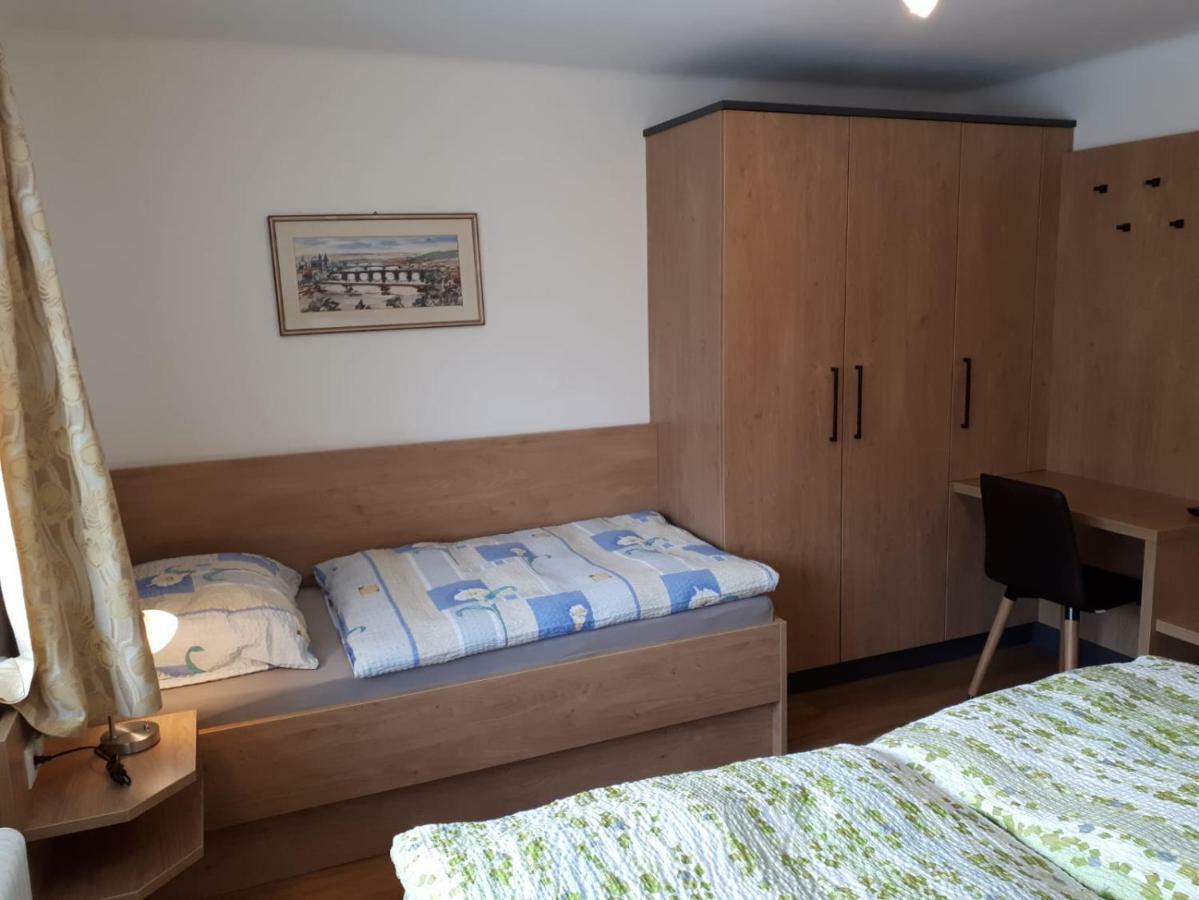 Ferienhaus Reinfrank Санкт Михаел им Лунгау Екстериор снимка